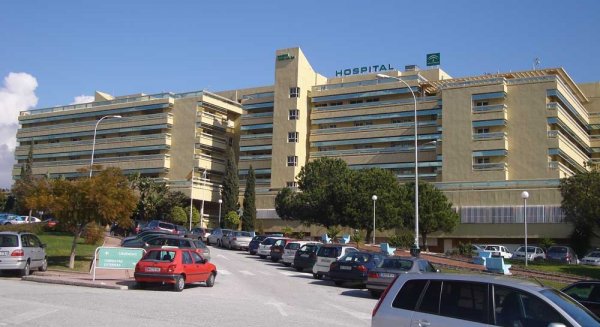 Dos policías reaniman a un hombre que sufrió un infarto en un restaurante de Marbella