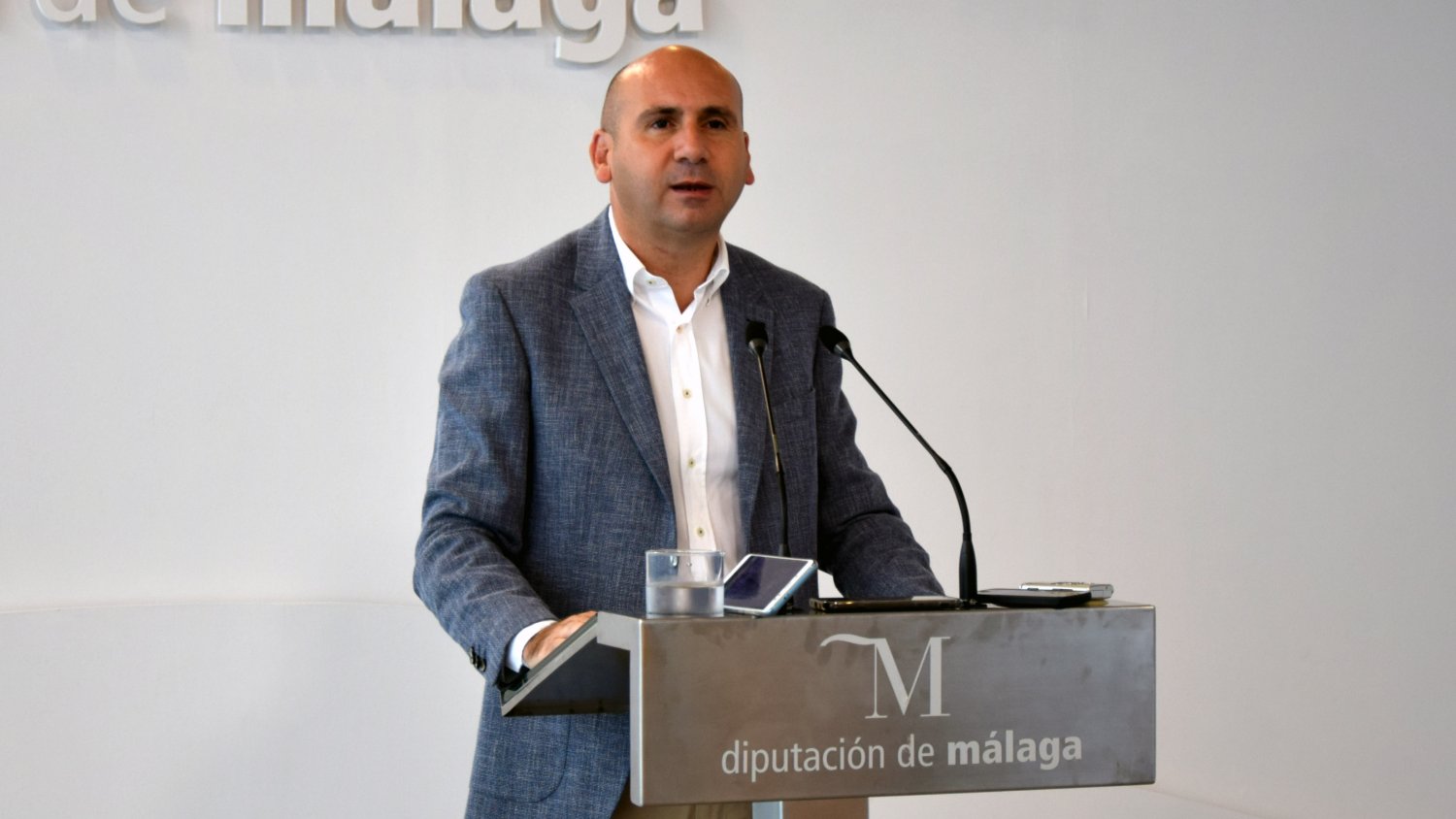 El PSOE lleva al pleno de la Diputación el despilfarro, el enchufismo, la paralización y la negativa del PP a poner en marcha planes de empleo