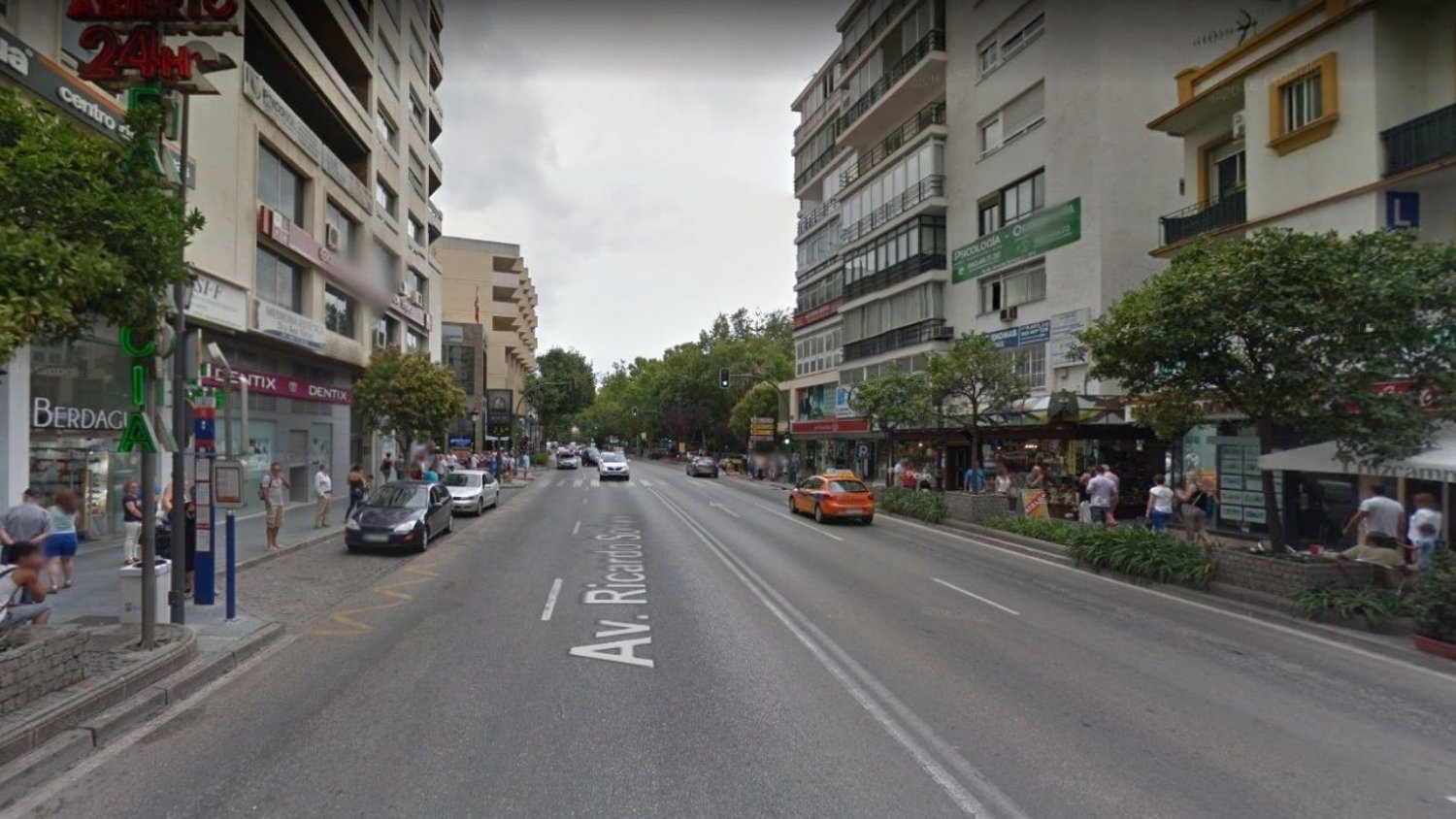 Atracan un banco con un butrón en Marbella y se llevan 200.000 euros