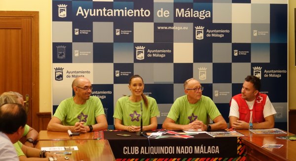 La II Travesía a Nado 'Aliquindoi' colaborará con el programa de ayuda a refugiados de salvamento marítimo