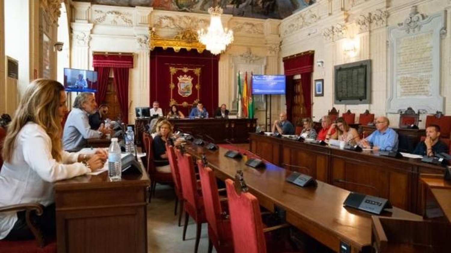 Exjefes de Urbanismo denuncian al equipo de gobierno de incitarles a 