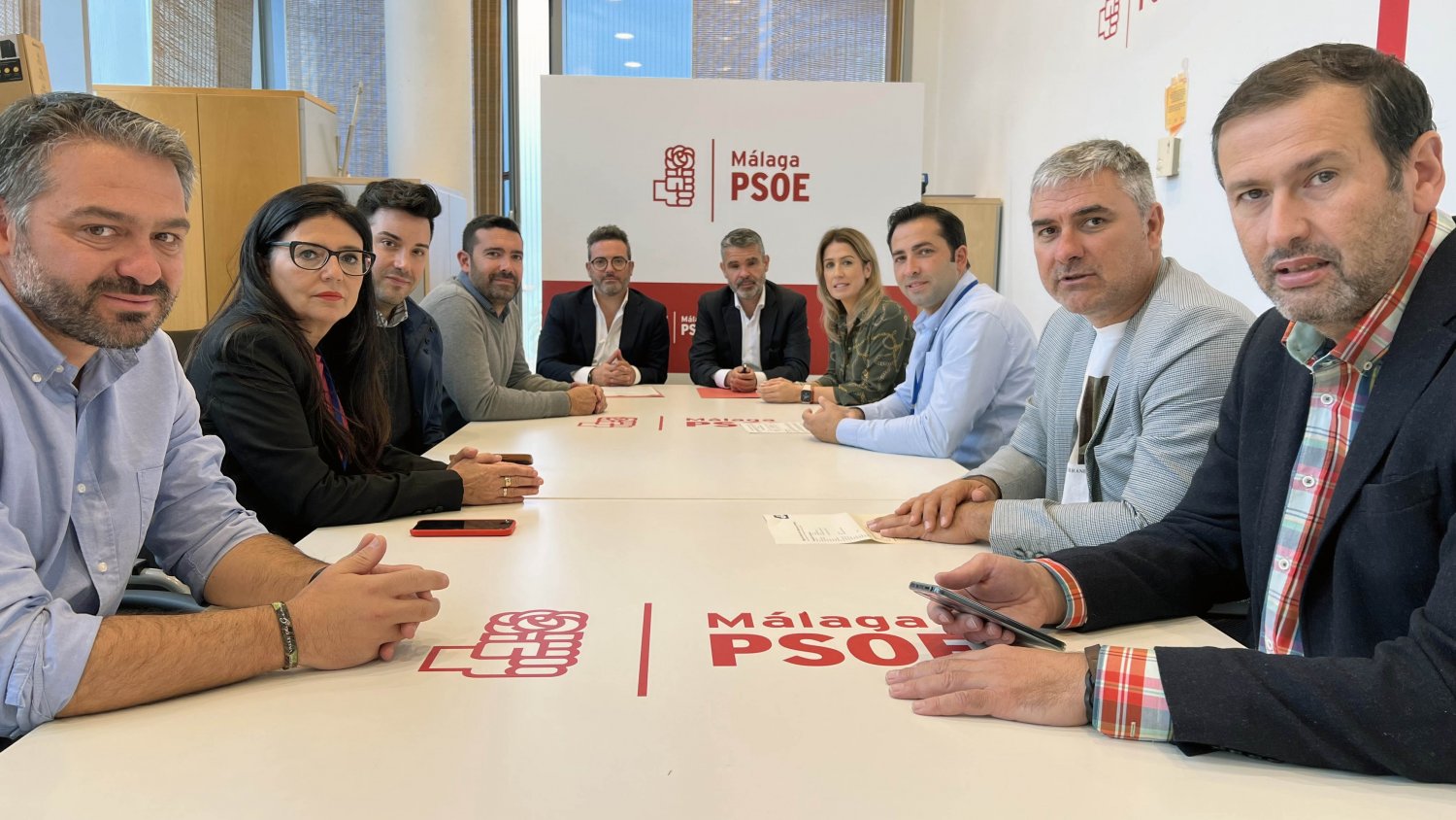 PSOE critica la salida de la Diputación de los consorcios de maquinaria de la Axarquía y la Zona Nororiental