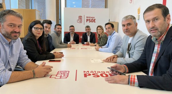 PSOE critica la salida de la Diputación de los consorcios de maquinaria de la Axarquía y la Zona Nororiental