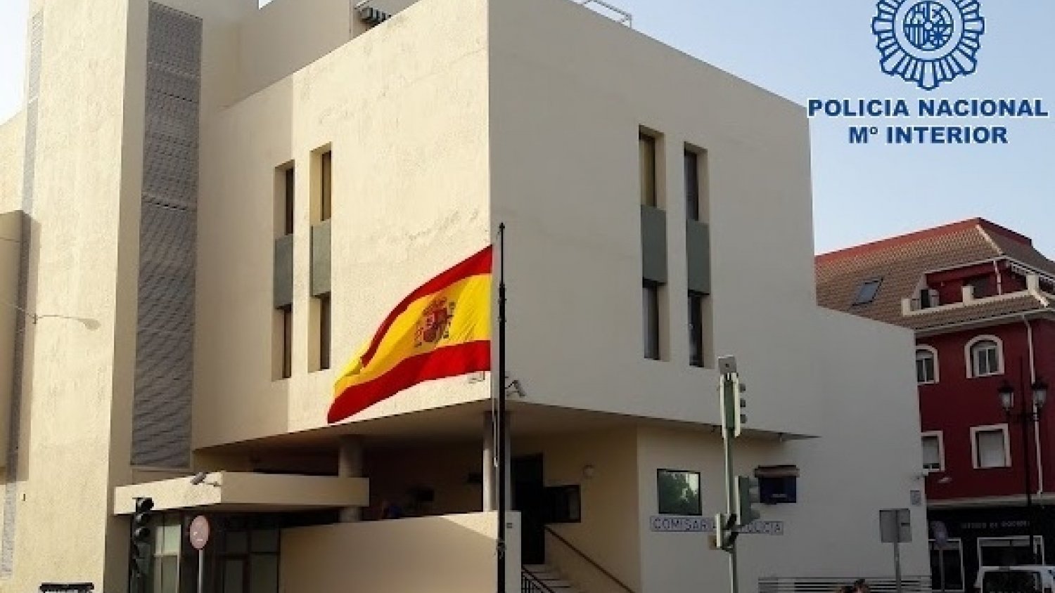 La Policía Nacional detiene en Fuengirola a un hombre por fingir un robo en su casa