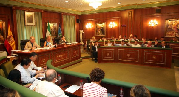 Marbella aprueba destinar 46 millones de euros para el concurso de un nuevo servicio que mejore la calidad del transporte público