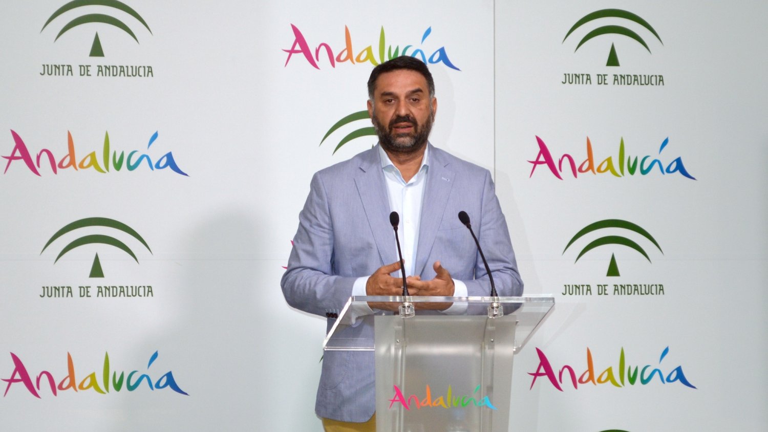 La Junta abre líneas de ayudas de 2,4 millones para impulsar  la accesibilidad y el uso sostenible de las playas andaluzas