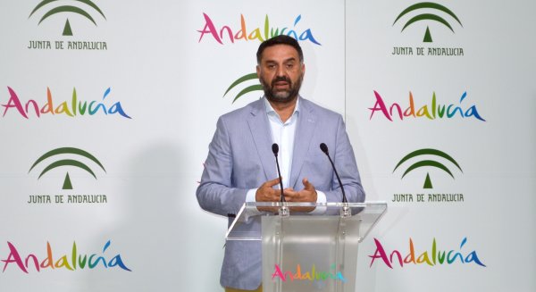 La Junta abre líneas de ayudas de 2,4 millones para impulsar  la accesibilidad y el uso sostenible de las playas andaluzas