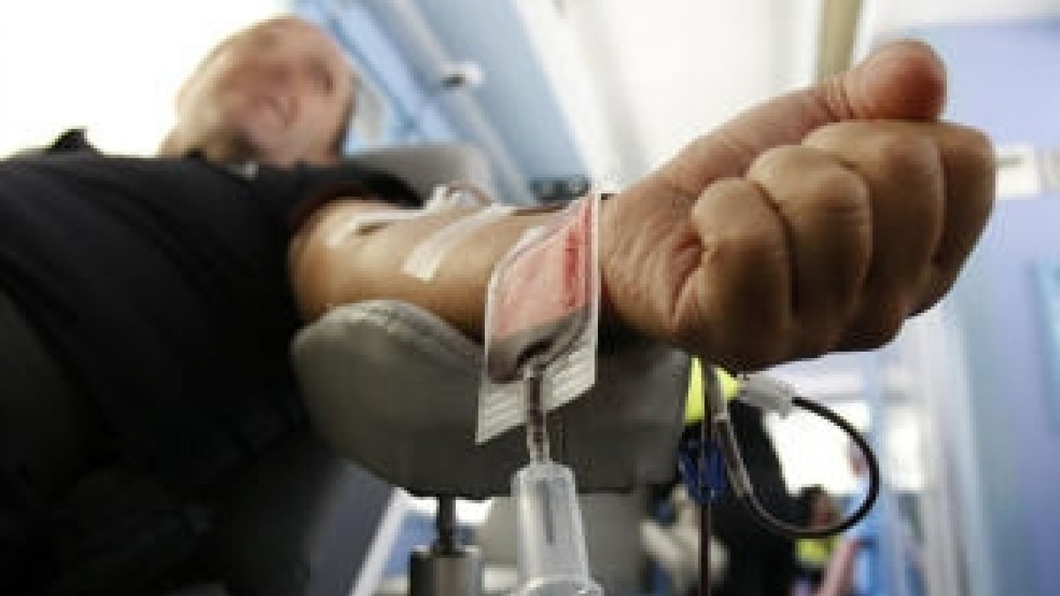 Cuatrocientos donantes de sangre en 48 horas alivian el déficit de reservas
