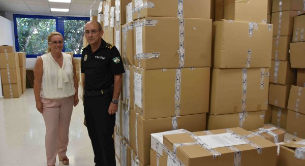 El Servicio Especial de Verano de la Policía Local de Fuengirola realiza casi un millar de actuaciones en apenas un mes y medio