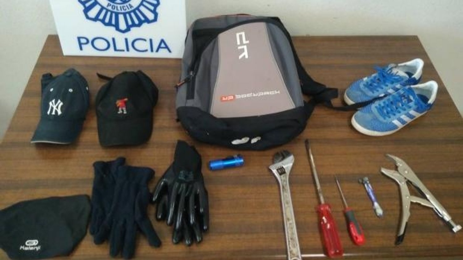 Cae una banda especializada en robos con fuerza en viviendas de Málaga