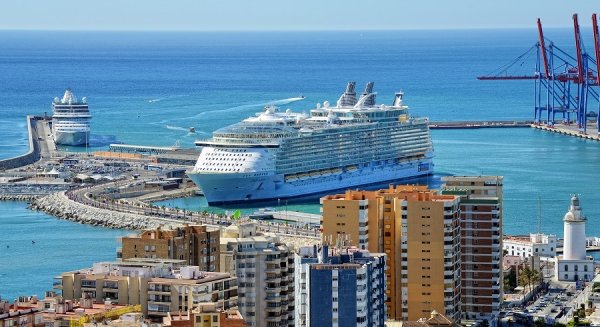 Málaga, tercer mejor destino del mediterráneo occidental para el crucerista, según Cruise Critic