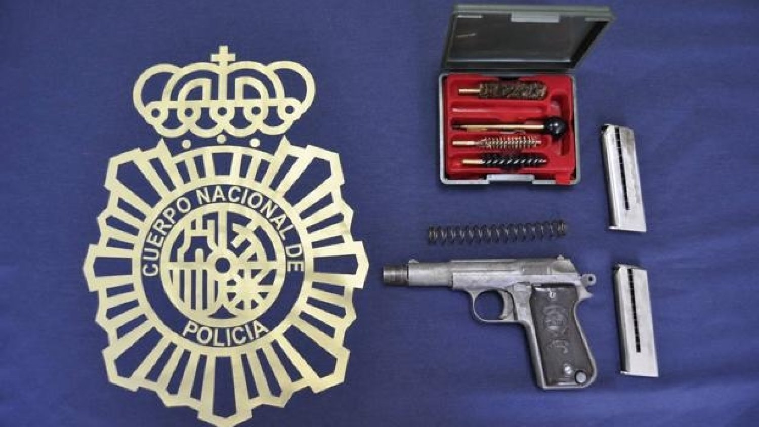 Un suicidio en Torremolinos destapa una red criminal dedicada al tráfico de armas en Málaga