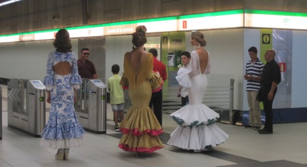 Metro de Málaga amplía el horario del servicio durante la Feria