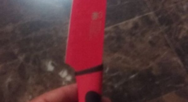 Detienen a un hombre que intentó robar un bolso a una mujer amenzando con un cuchillo