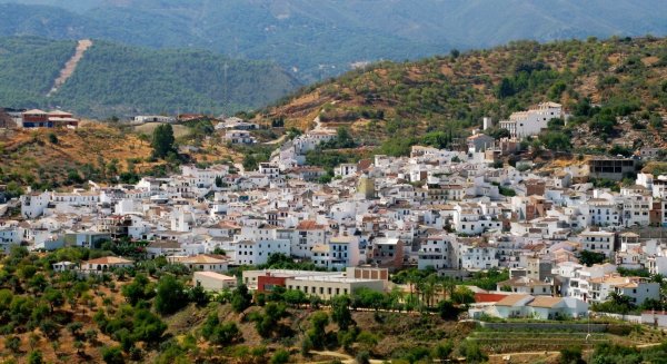 El PP sale del Gobierno en Cuevas de San Marcos al advertir graves irregularidades con las VPO