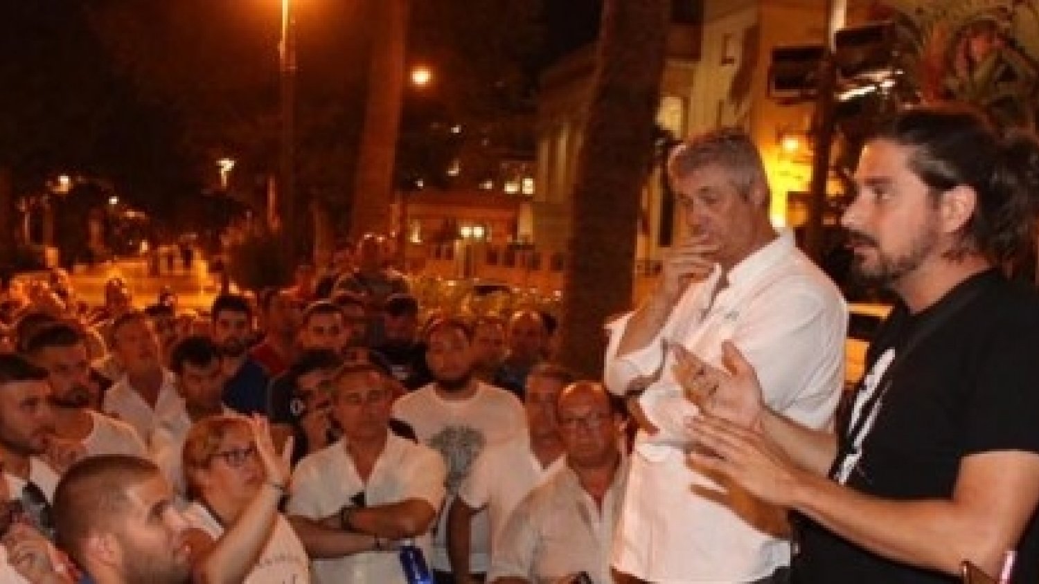 Los taxistas malagueños desconvocan la huelga y dan un respiro hasta septiembre