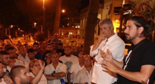 Los taxistas malagueños desconvocan la huelga y dan un respiro hasta septiembre