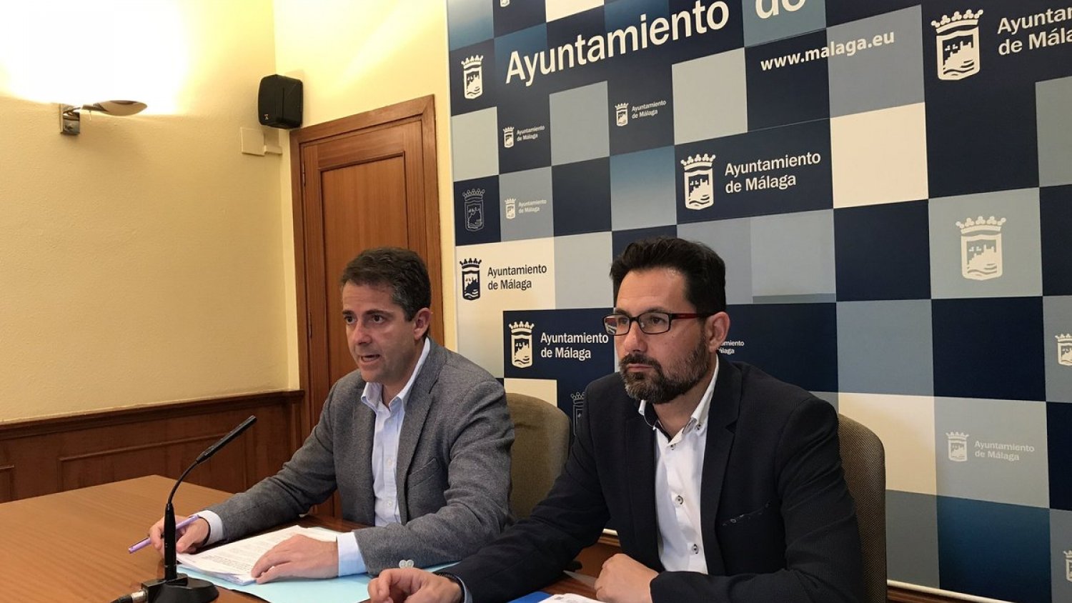 El Ayuntamiento destinará 2,4 millones a trabajos de mejoras y renovación de colegios y edificios municipales en 11 distritos