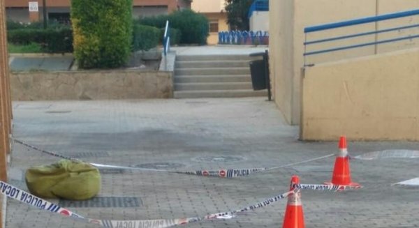 En estado muy grave un joven de 17 tras caer desde un segundo piso en Málaga