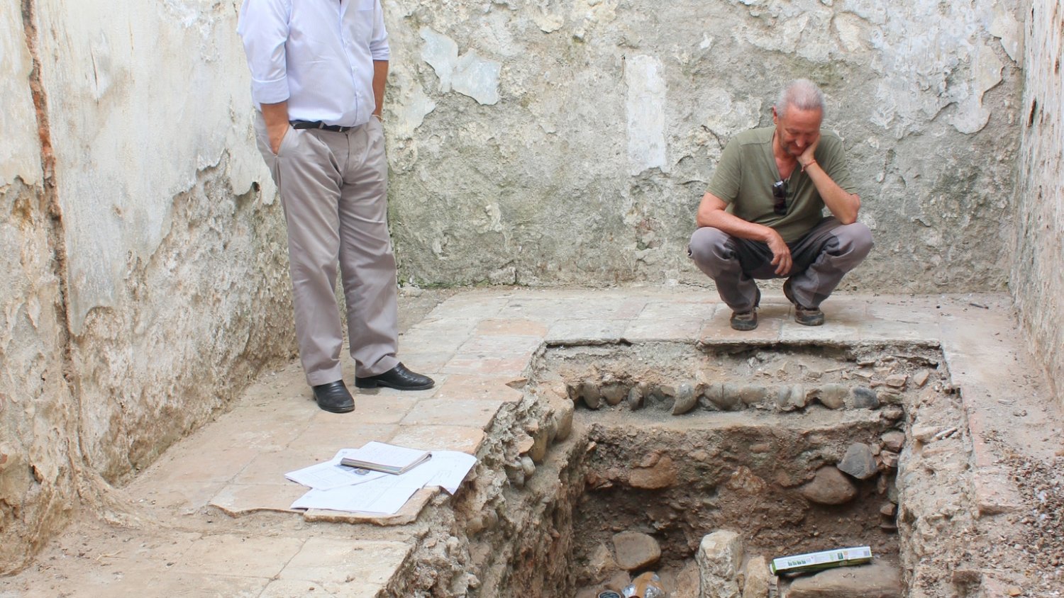 Hallan en Estepona el primer registro geoarqueológico del tsunami sucedido en el siglo IX en el sur de España