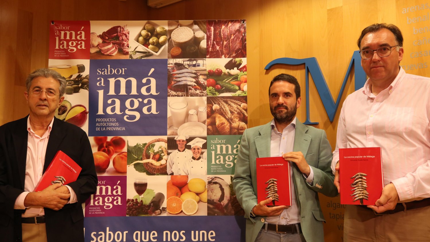 La tercera edición del libro 'La cocina popular de Málaga' de Fernando Rueda recoge cerca de 400 recetas tradicionales de la provincia
