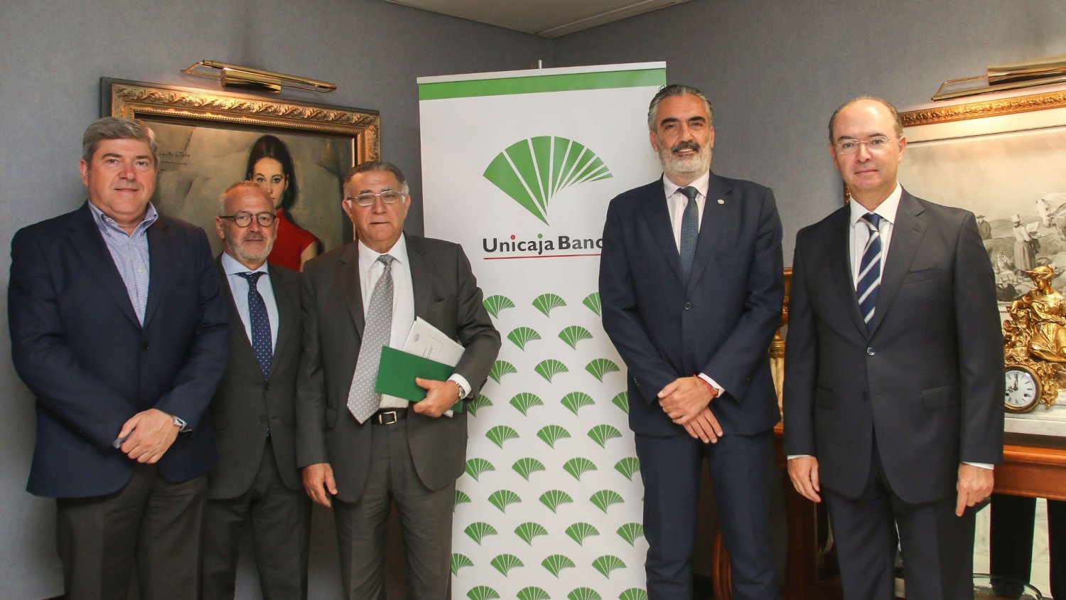Unicaja Banco renueva su apoyo al sector turístico mediante acuerdos con tres asociaciones empresariales