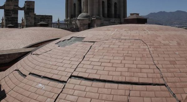Las grietas de las cubiertas de la Catedral de Málaga aumentan en una de las cúpulas