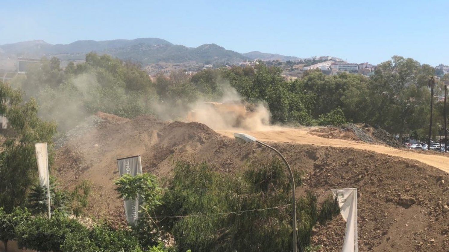 El PSOE propone un mayor control sobre la contaminación atmosférica de las obras