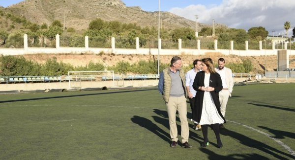 La renovación del césped artificial del Pozuelo II culminará a primeros de diciembre