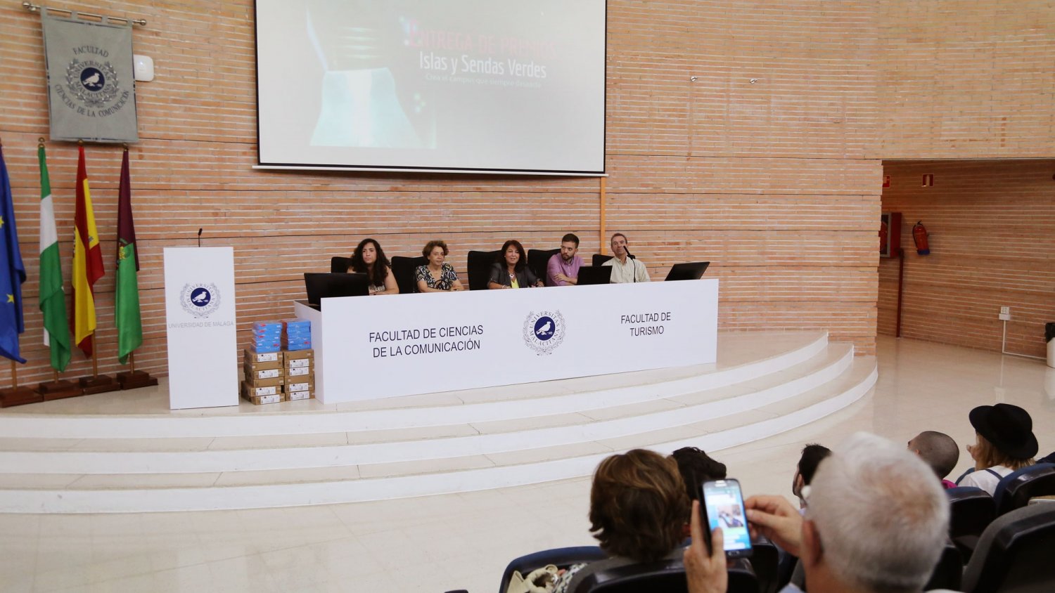 Smart Campus entrega los premios a los ganadores del proyecto Islas y Sendas Verdes