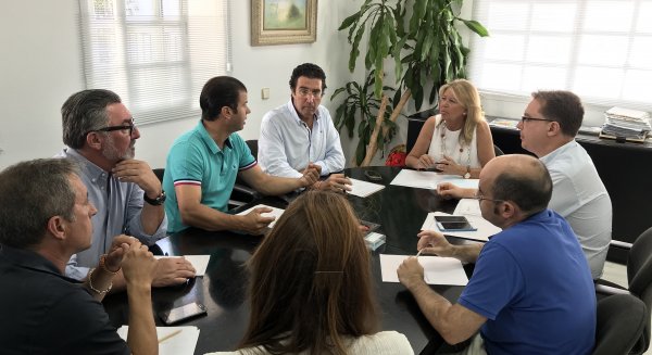 Marbella habilita cinco parcelas en la zona de Las Chapas que crearán 600 plazas de aparcamiento gratuito