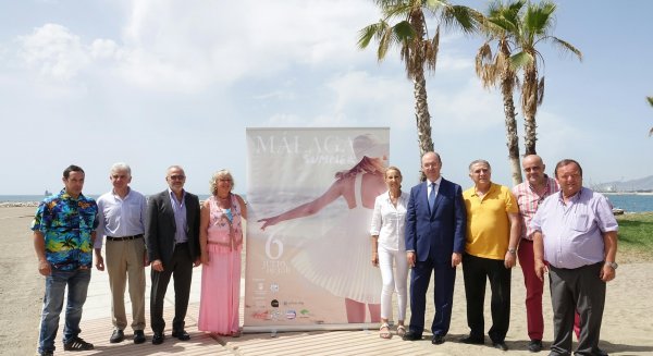 Unicaja Banco respalda la I Pasarela de moda Málaga Summer, que se celebra el viernes en la playa