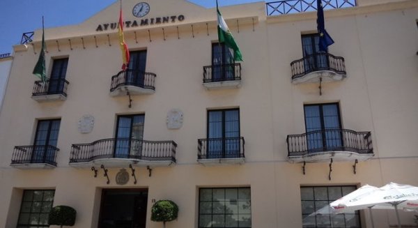 El Jefe de la Policía Municipal de Vélez-Málaga toma declaración como investigado en una macrooperación contra la corrupción