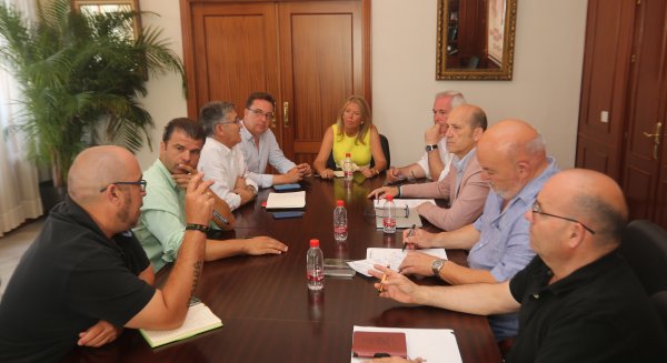 La Comisión de Servicios Operativos se reúne en San Pedro Alcántara para reforzar la coordinación de cara al inicio de la temporada alta