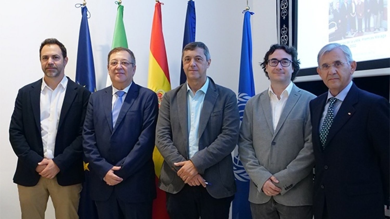 UMA.- La Universidad, Hidralia y Cruz Roja desarrollan un sistema de alerta pionero dirigido a personas que viven en soledad