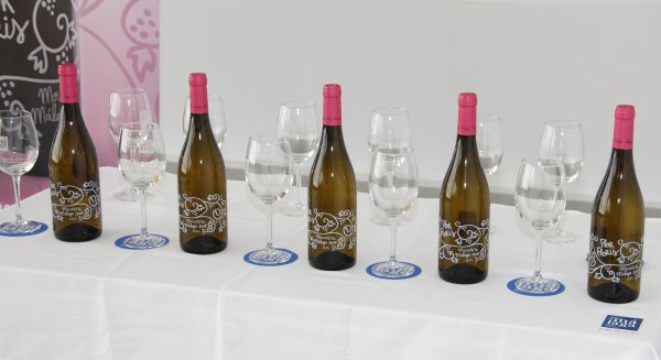 La bodega Pérez Hidalgo, una de las primeras en adherirse a 'Sabor a Málaga', presenta su nuevo vino de uva moscatel
