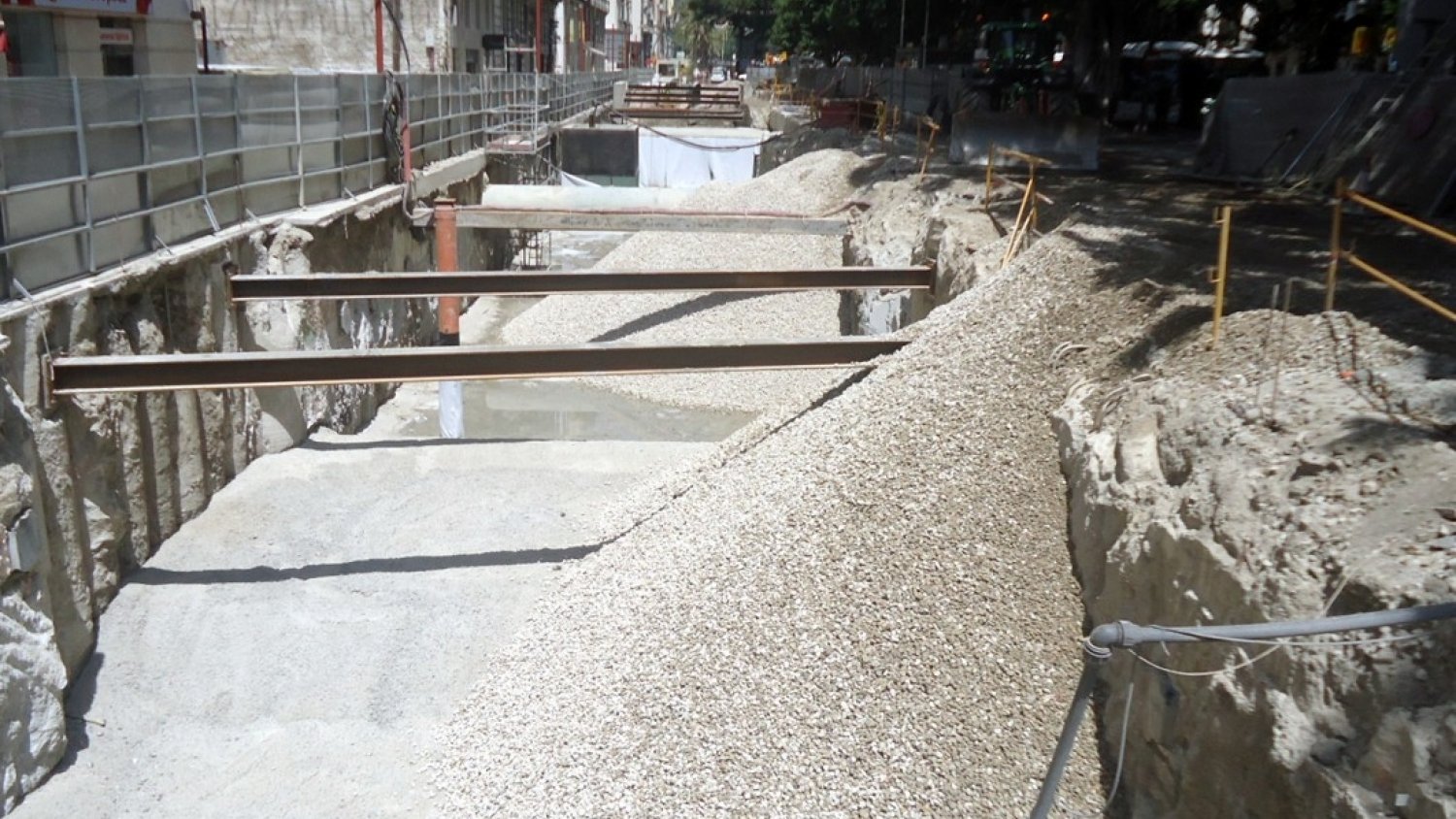 Comienzan los primeros trabajos de reurbanización del metro de Málaga en el tramo de la Alameda Principal