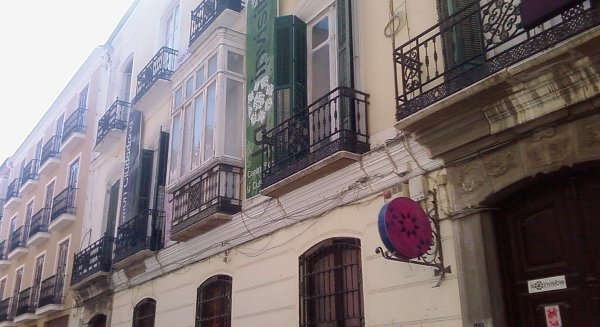 El Ayuntamiento ordena el desalojo de La Casa Invisible