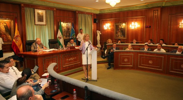 Ángeles Muñoz que Marbella “está mejor que hace un año, con mayores estándares de calidad en los servicios públicos y con un modelo de futuro definido”
