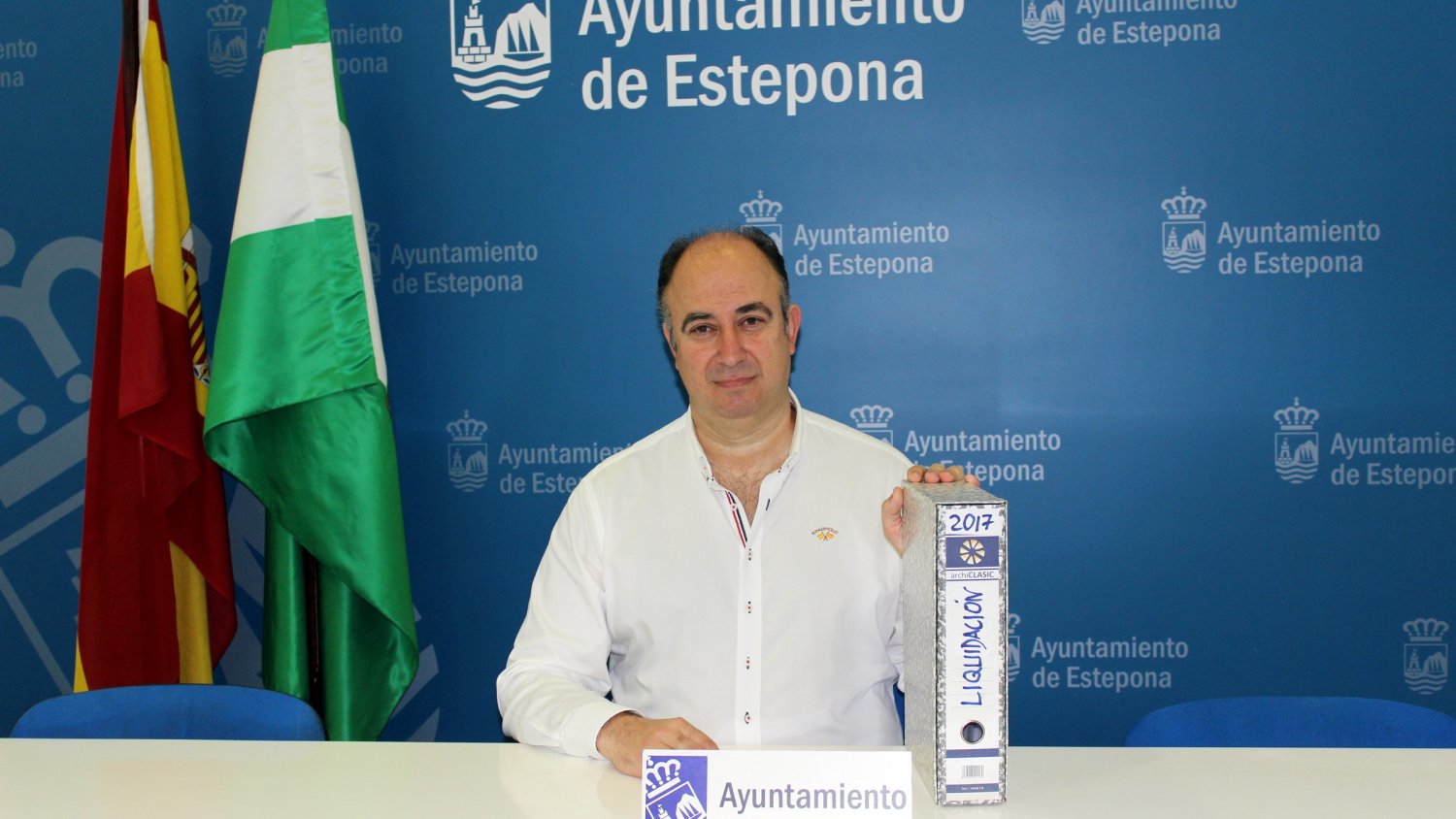 Estepona salda los 8 millones de euros de deuda con la concesionaria del agua