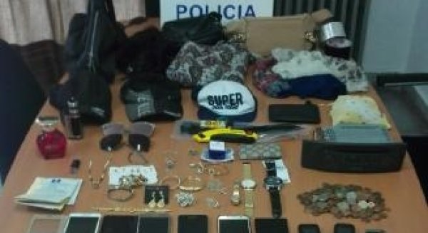 Cuatro detenidos tras asaltar a un anciano que había sacado dinero del banco