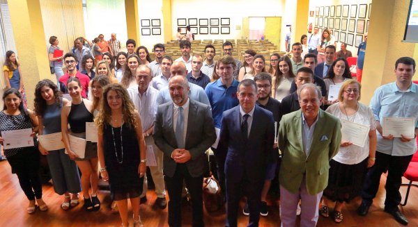 Económicas reconoce a sus mejores alumnos de Grado y Máster