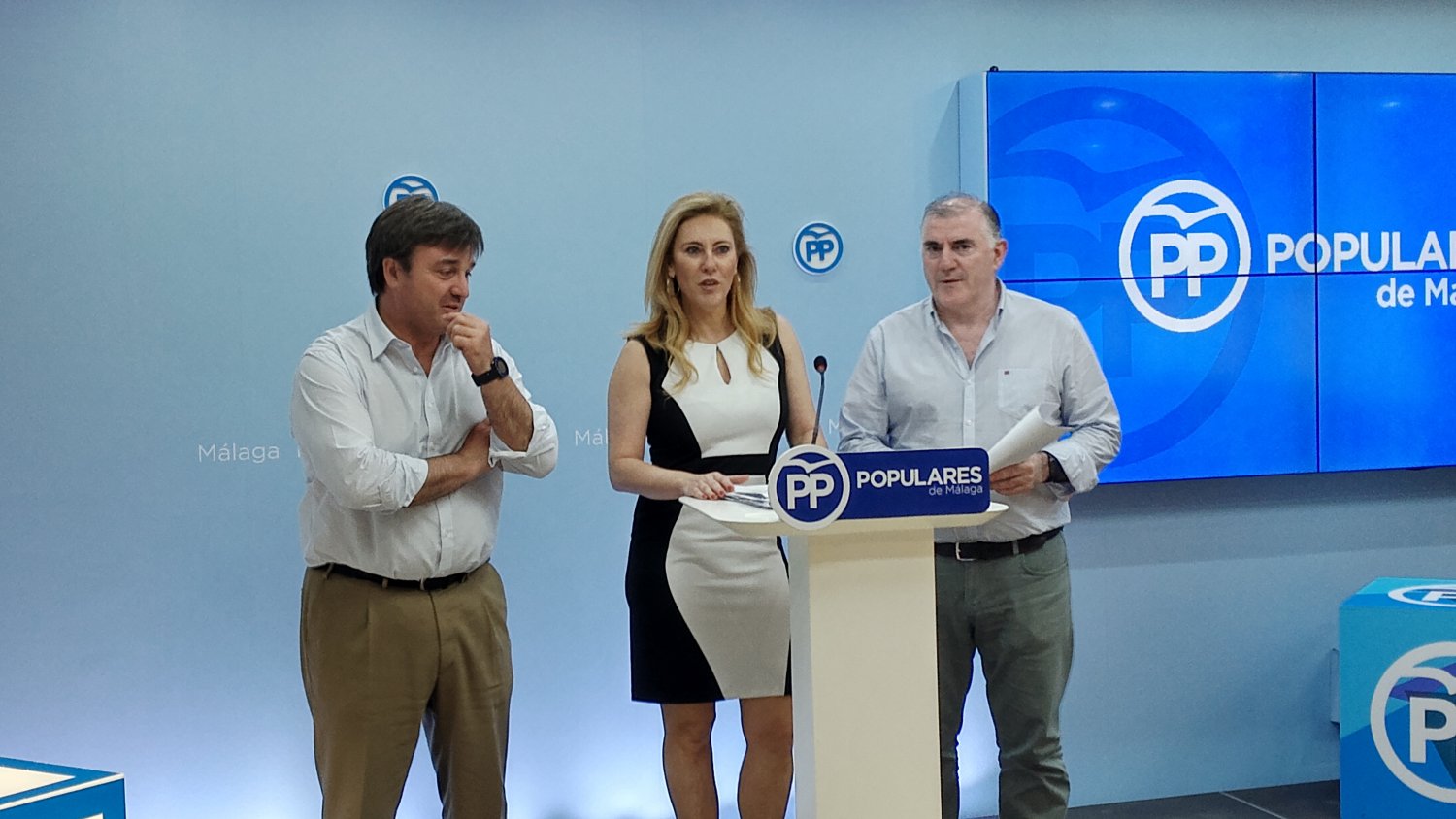 Carolina España: 