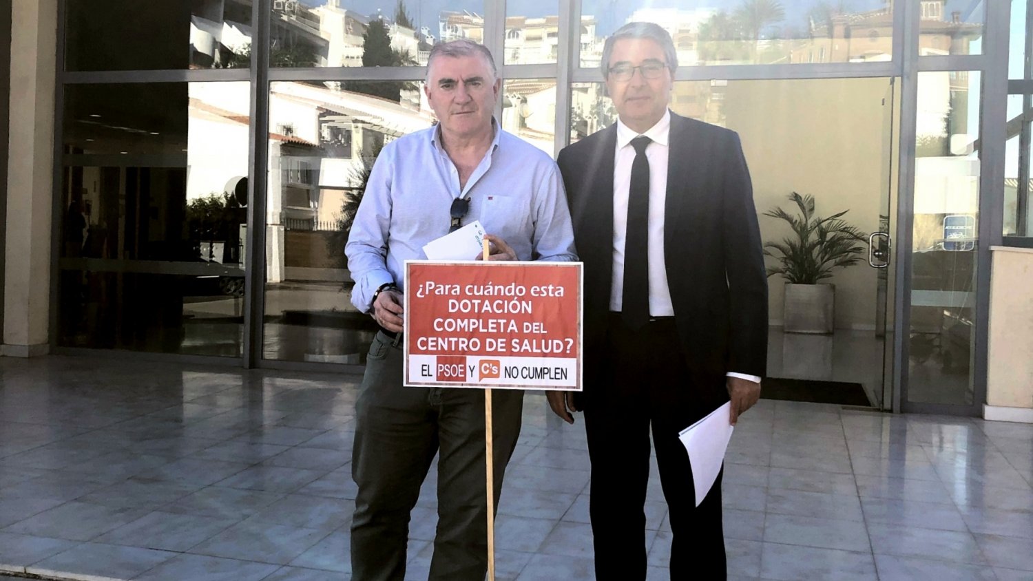 El PP da un 'estacazo' a la Junta por la carencia de médicos y pediatras en Rincón de la Victoria