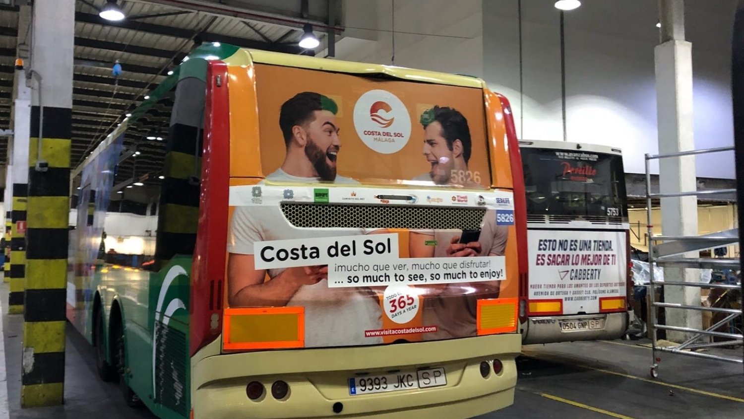 Turismo Costa del Sol amplía su campaña en los autobuses de la provincia, que generará 140 millones de potenciales impactos