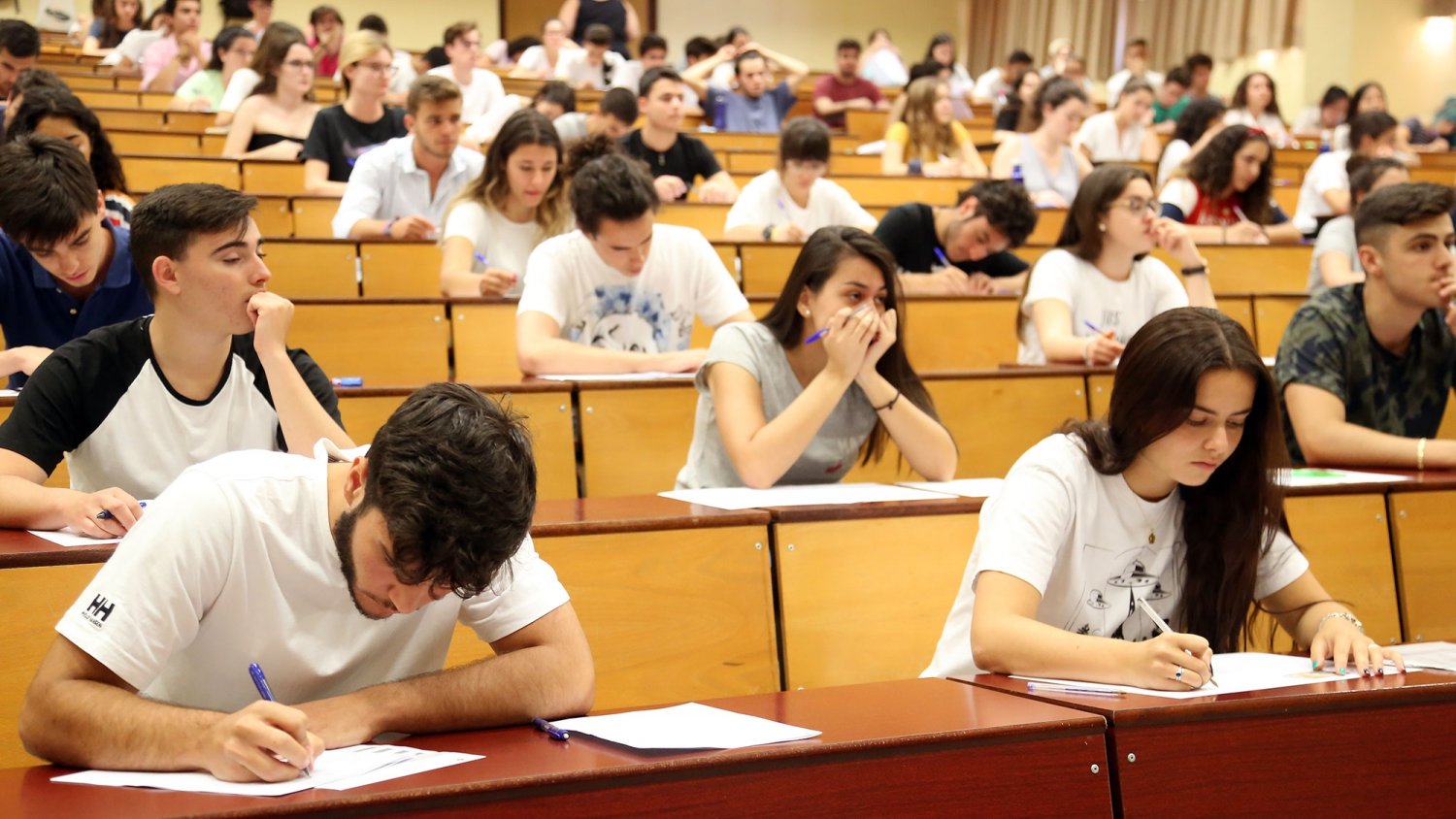 Los estudiantes inician la primera jornada de la Prueba de Acceso a la Universidad en un día sin incidencias