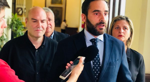 El PSOE pide explicaciones a De la Torre por las supuestas presiones e irregularidades cometidas en Urbanismo