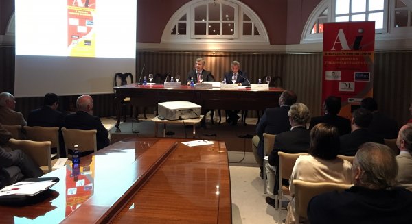 García Urbano destaca la apuesta por el desarrollo sostenible y la calidad de vida como modelo de éxito en Estepona