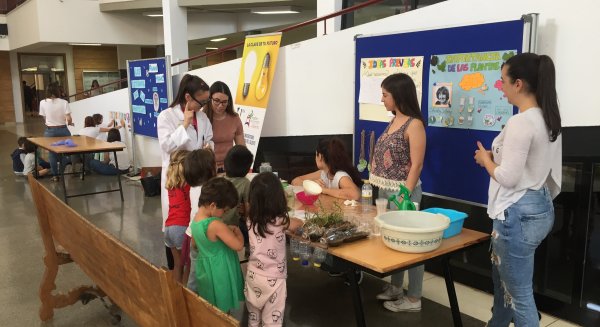 La facultad de Educación hace un recorrido por la ciencia a través de sus hitos femeninos