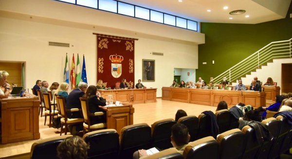 Torremolinos aprueba los presupuestos para 2023 que priorizan la limpieza, la seguridad y el mantenimiento